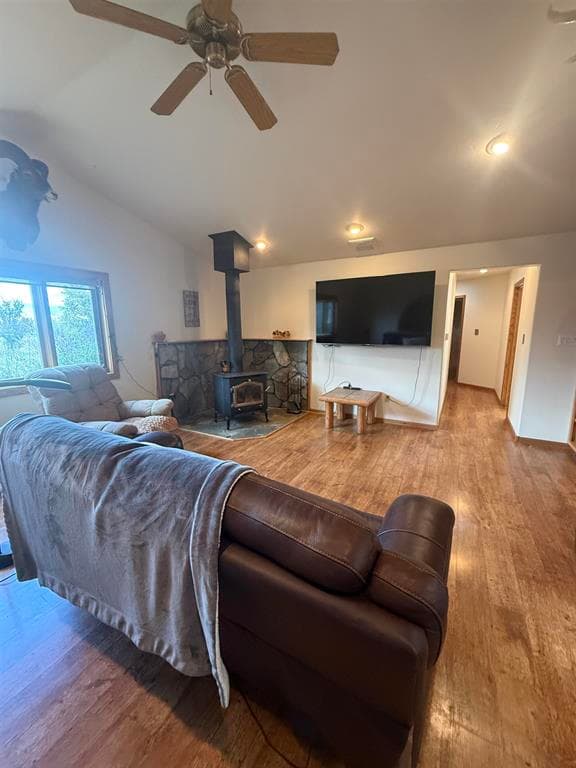24 Moonlite Dr — photo 5 of 19