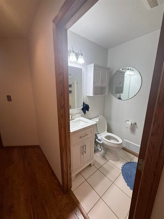24 Moonlite Dr — photo 8 of 19