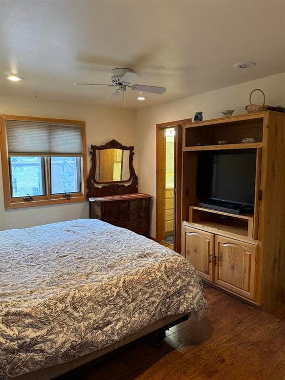 24 Moonlite Dr — photo 9 of 19