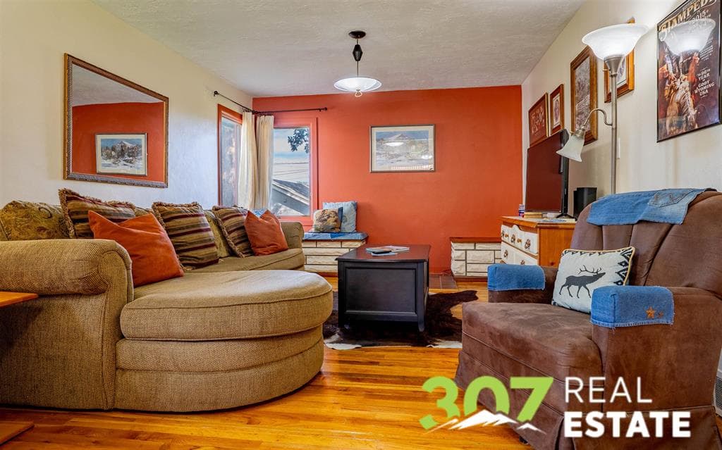 1927 Beck Ave — photo 4 of 25