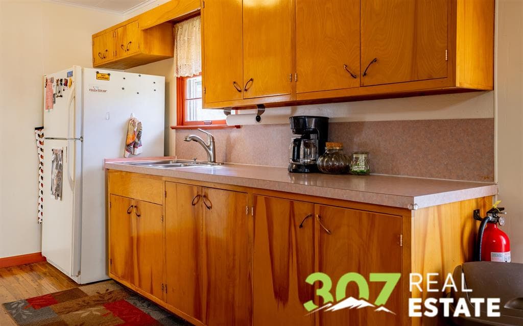 1927 Beck Ave — photo 10 of 25