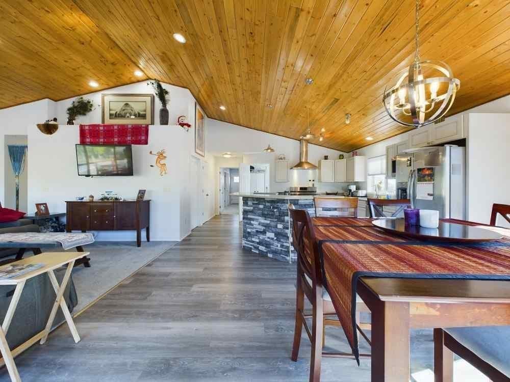 1 Streamside Dr — photo 16 of 25