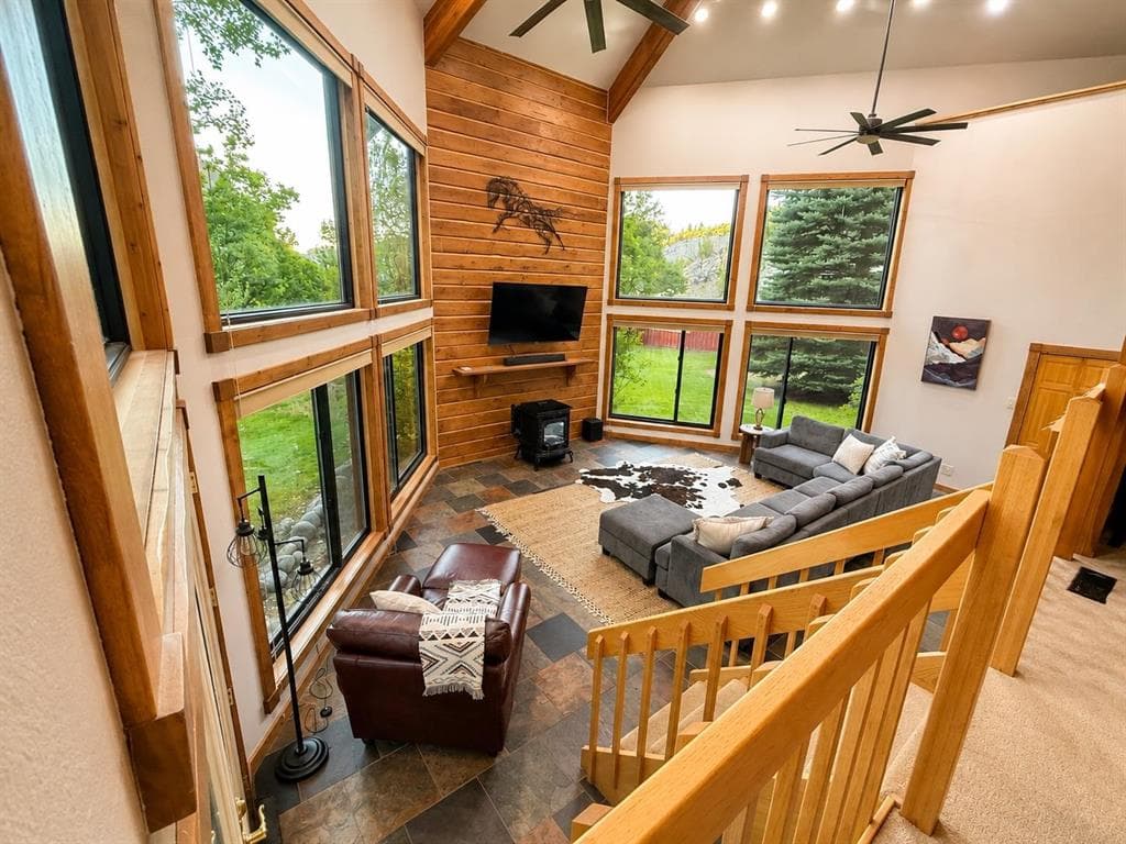 112 Hill Rd — photo 16 of 25