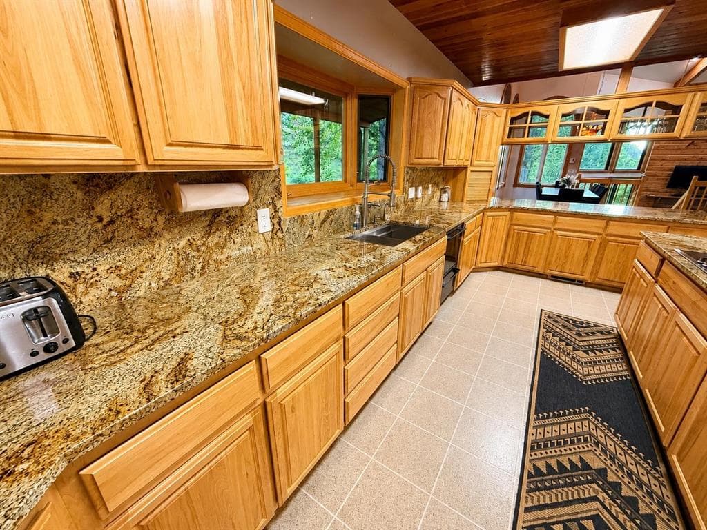 112 Hill Rd — photo 22 of 25