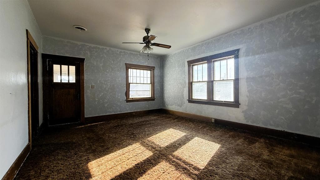 809 Robertson Ave — photo 10 of 25