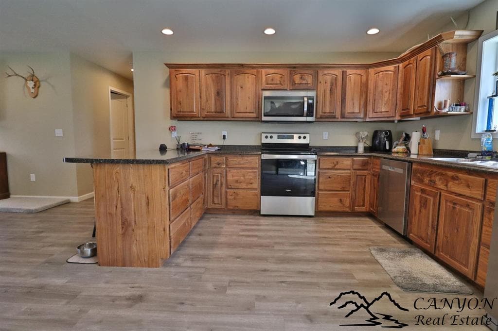 1130 Van Pl — photo 5 of 23