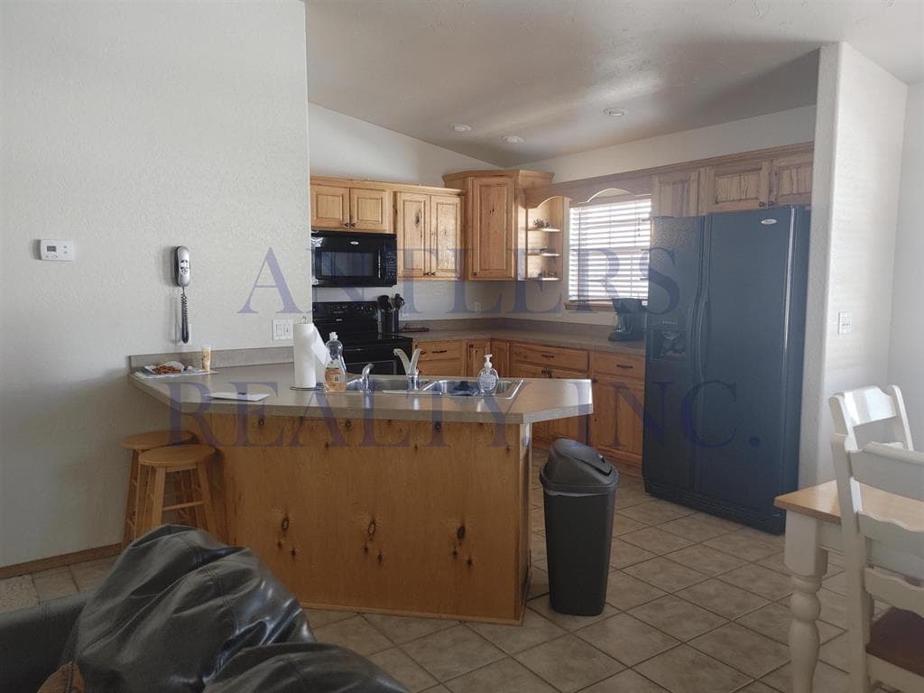 2811 Lincoln Ave — photo 8 of 14