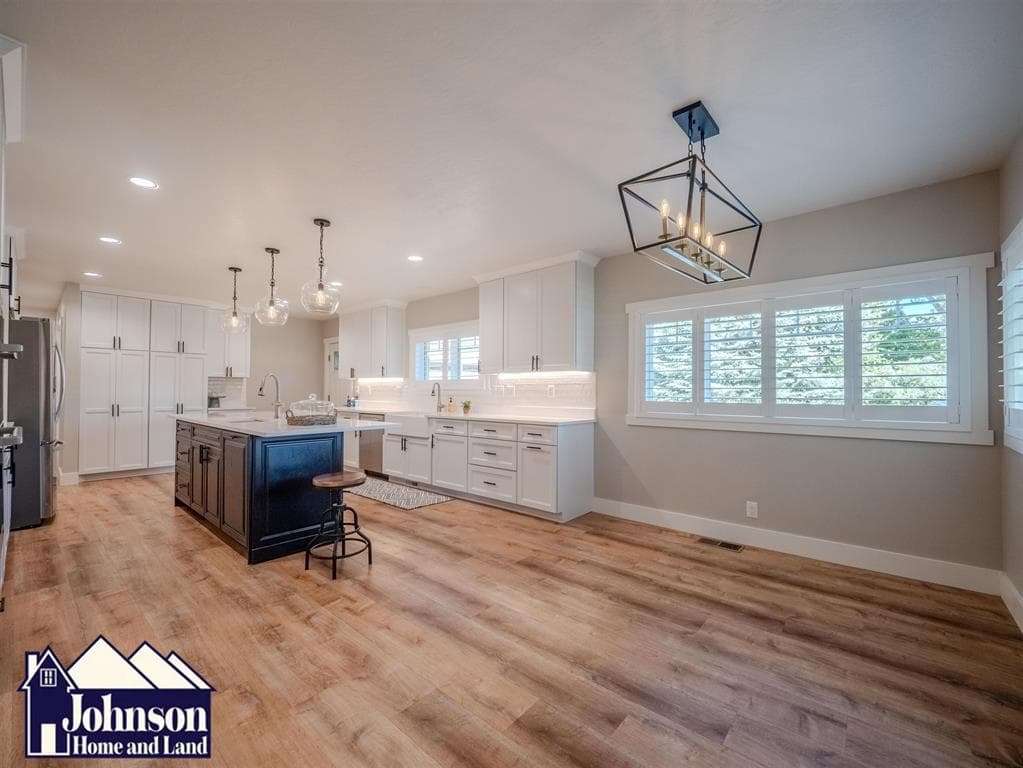 77 W Main St — photo 16 of 25
