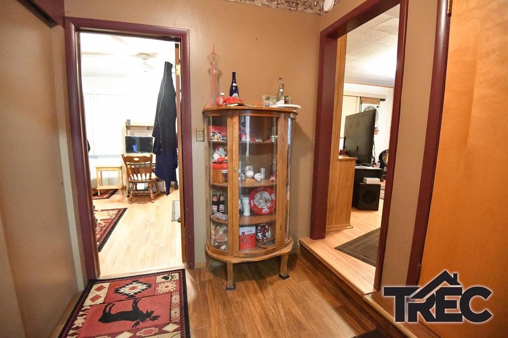 908 Canyon Ave — photo 15 of 25