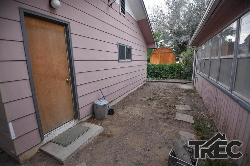 908 Canyon Ave — photo 21 of 25