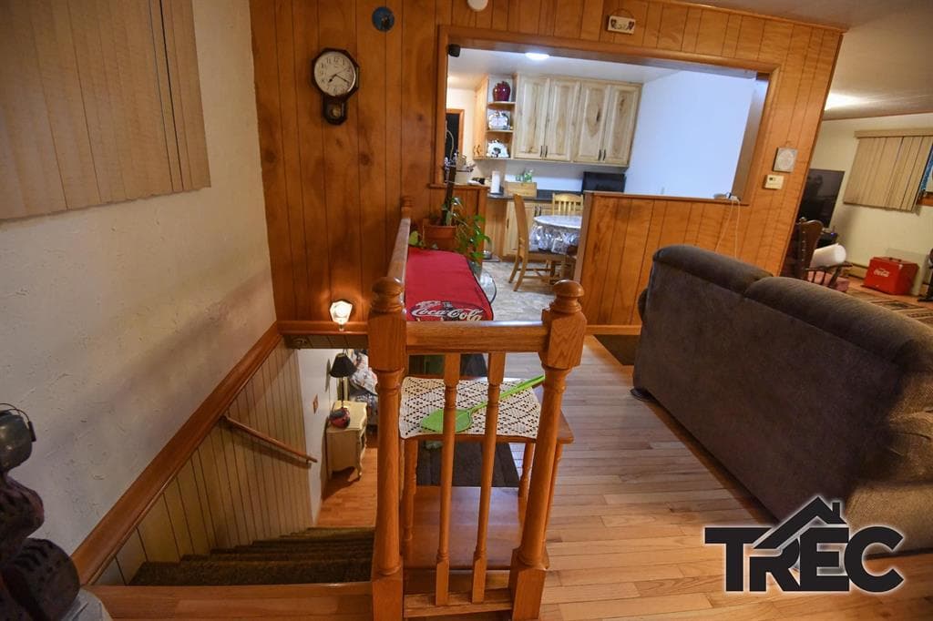 908 Canyon Ave — photo 6 of 25