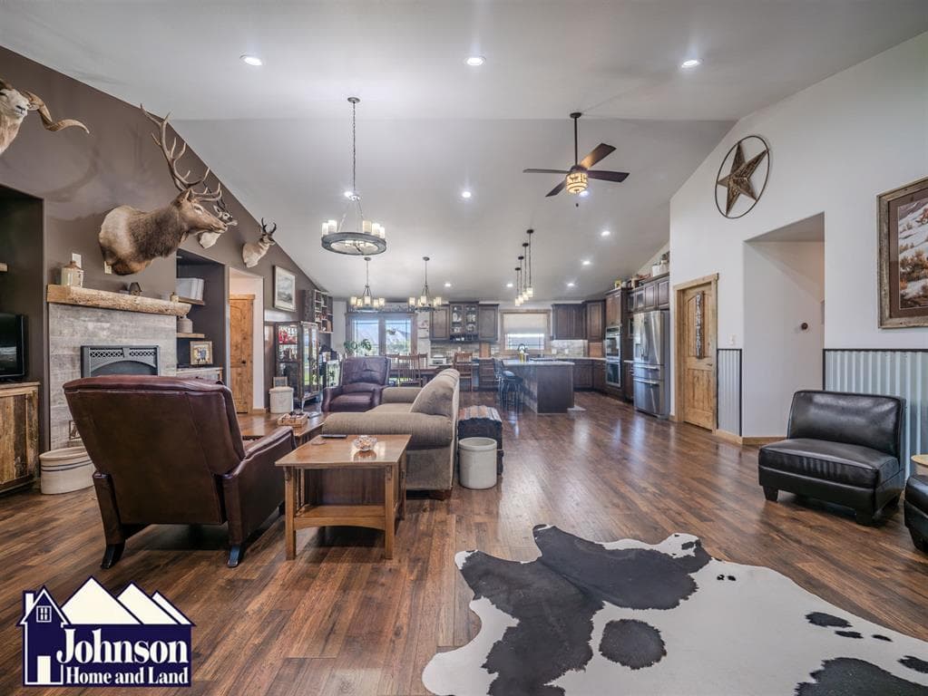20 Emily Ln — photo 12 of 25
