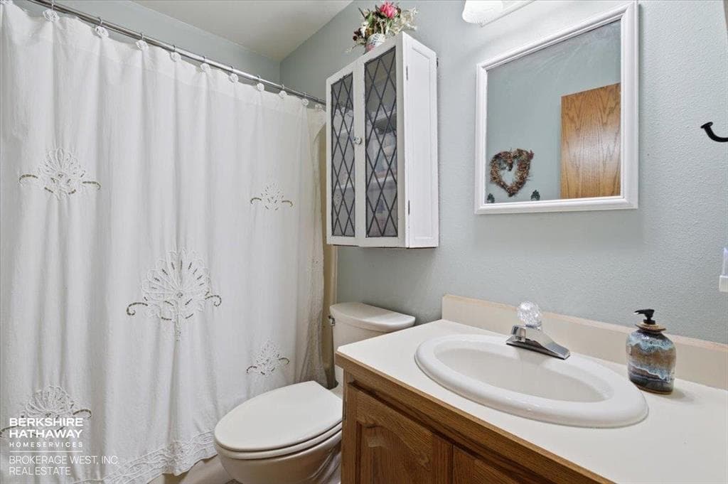 15 Manning Rd — photo 14 of 25