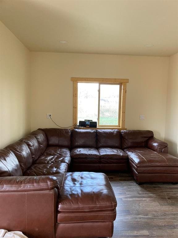 28 Moonlite Dr — photo 5 of 7