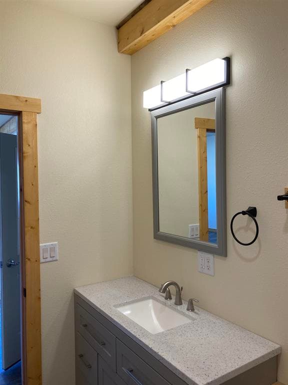 28 Moonlite Dr — photo 7 of 7