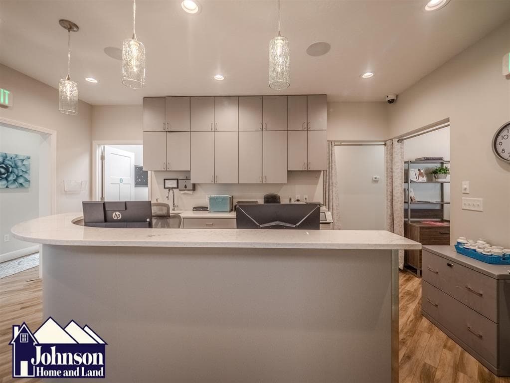 246 N Absaroka St — photo 12 of 25