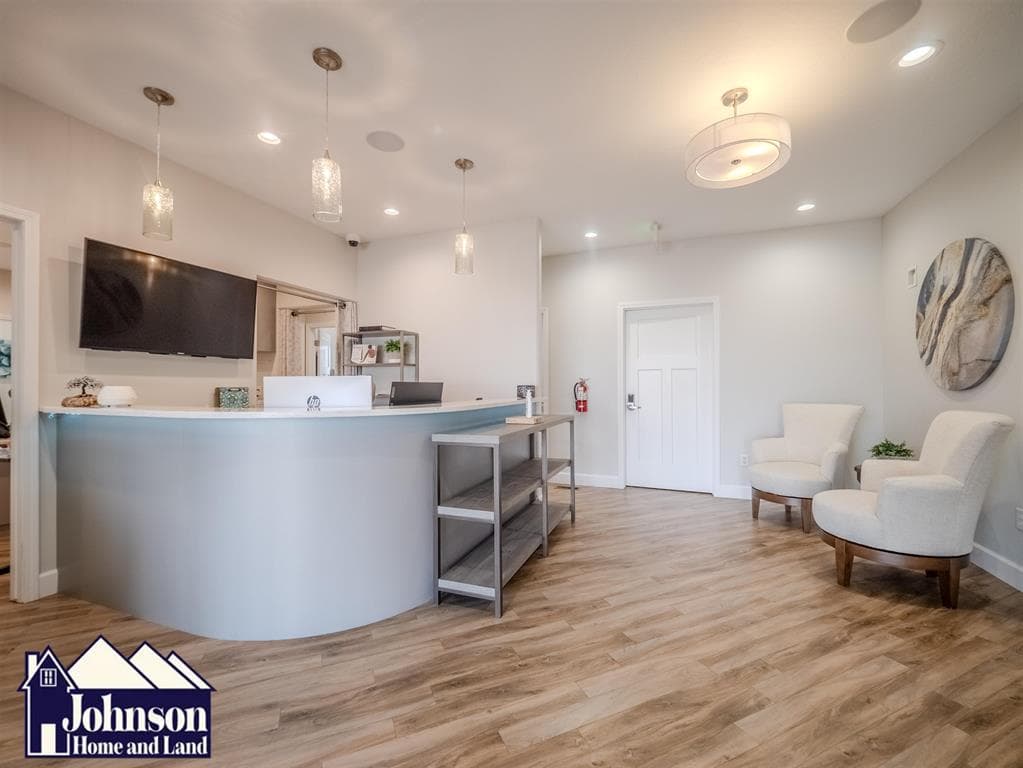 246 N Absaroka St — photo 13 of 25