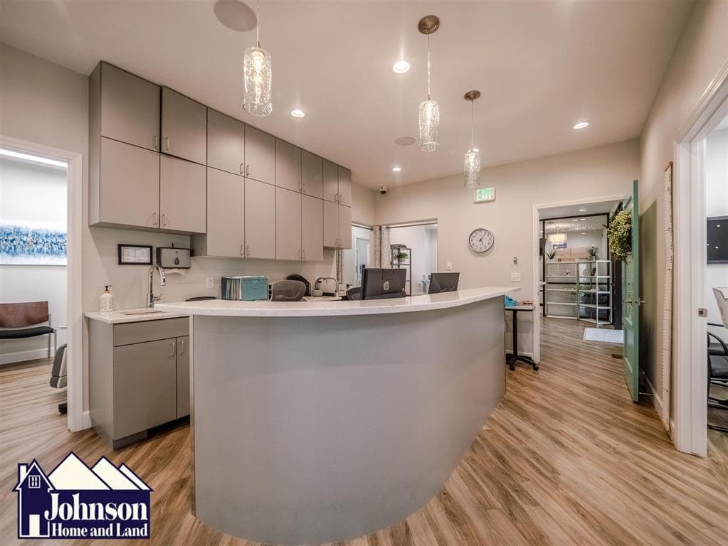 246 N Absaroka St — photo 24 of 25