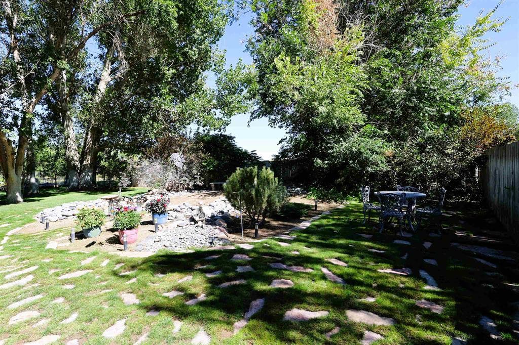 589 Maddox Ln — photo 9 of 25