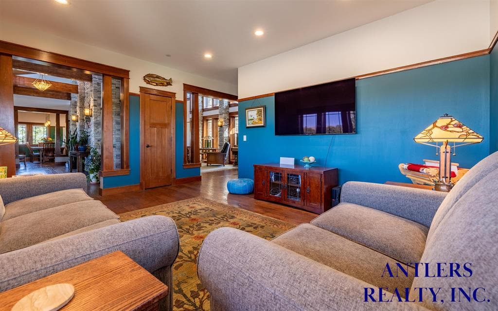 17 Thistle Rd — photo 12 of 25