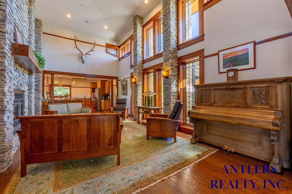 17 Thistle Rd — photo 14 of 25