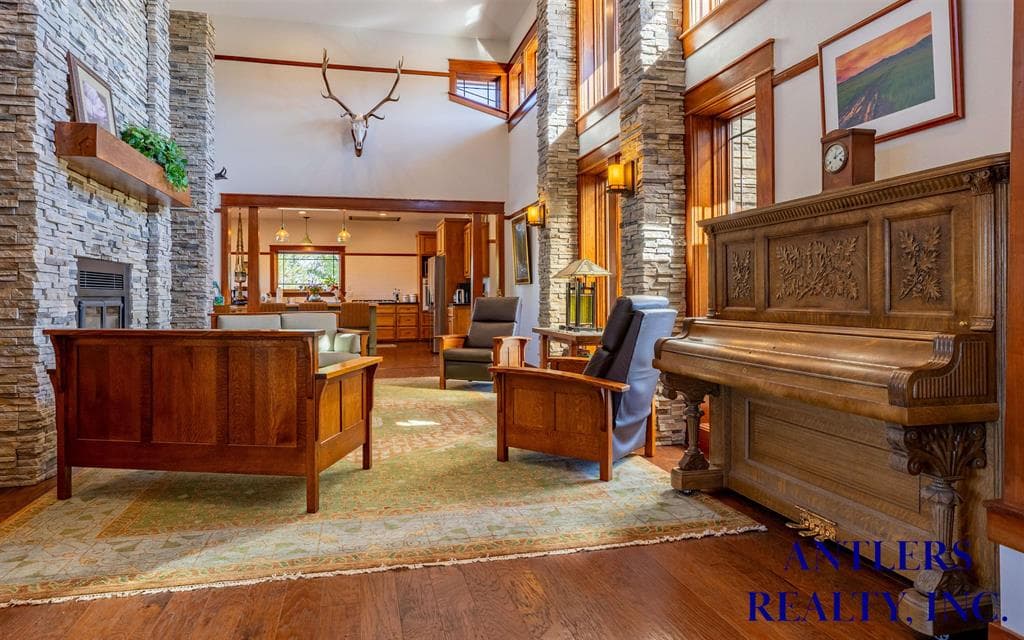 17 Thistle Rd — photo 5 of 25