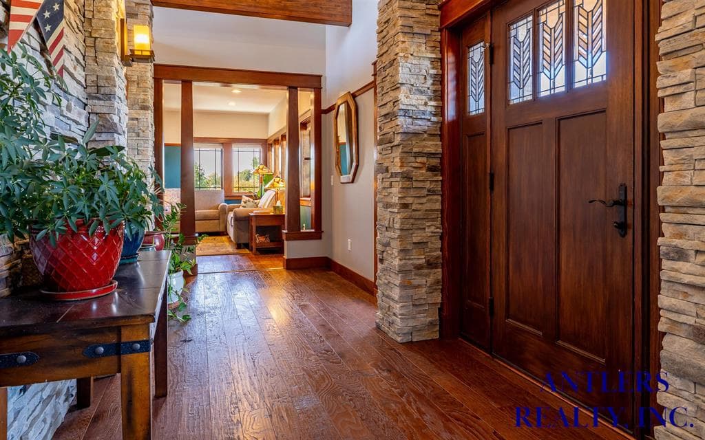 17 Thistle Rd — photo 9 of 25