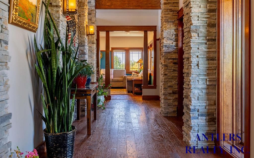 17 Thistle Rd — photo 10 of 25