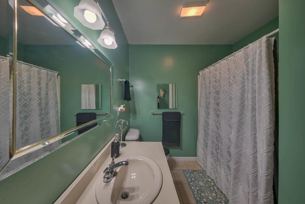 817 West Wyoming Ave — photo 9 of 25