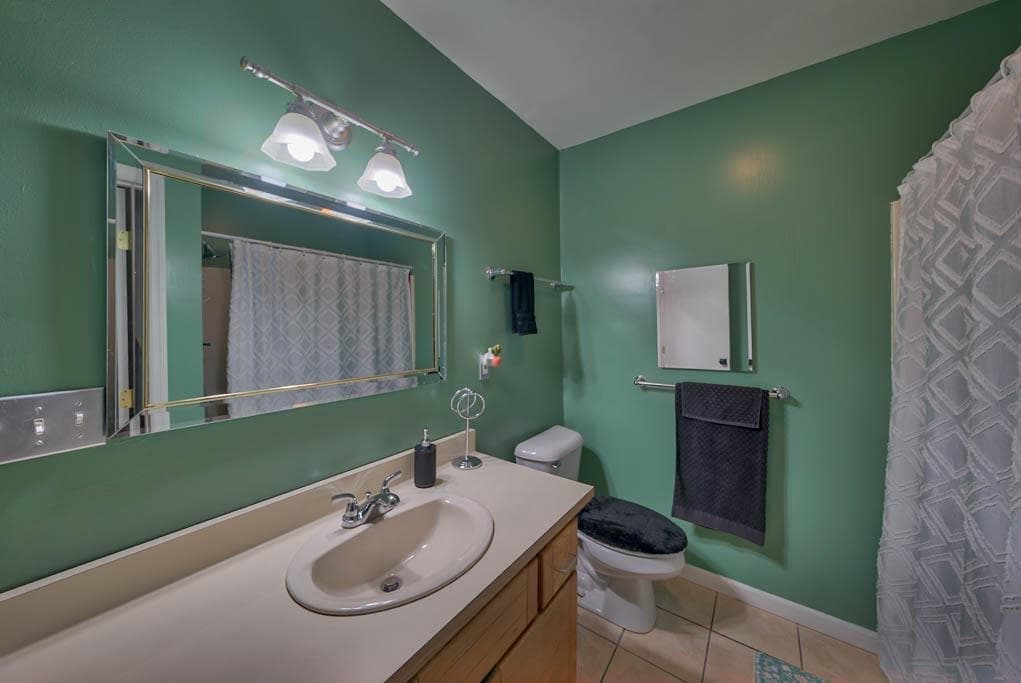 817 West Wyoming Ave — photo 10 of 25