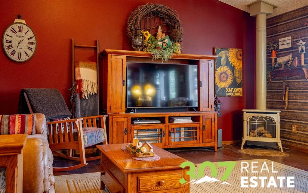 2229 Greever St — photo 4 of 25