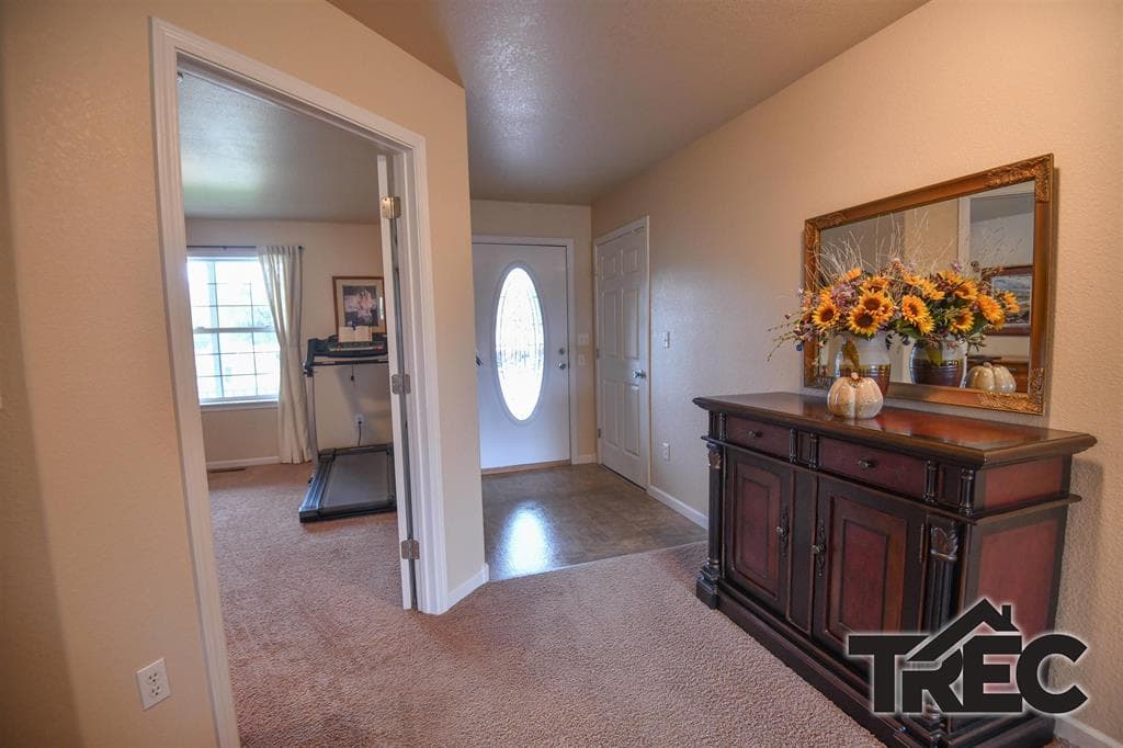 101 Sage Ave — photo 4 of 25