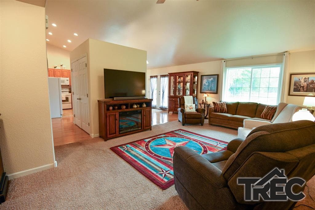 101 Sage Ave — photo 6 of 25