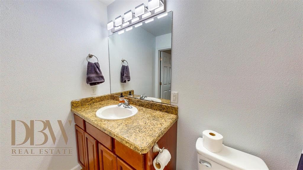 166 N Bernard St — photo 12 of 25