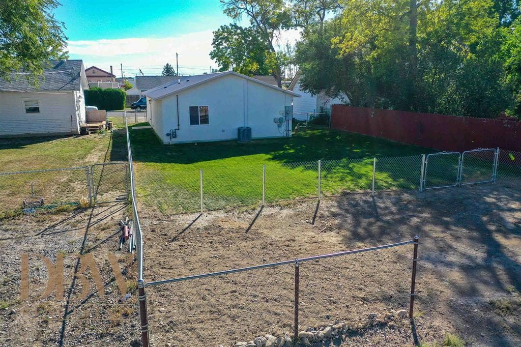 166 N Bernard St — photo 22 of 25