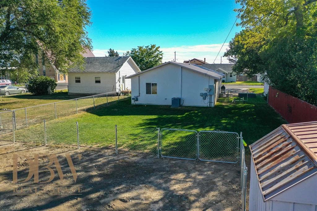 166 N Bernard St — photo 25 of 25