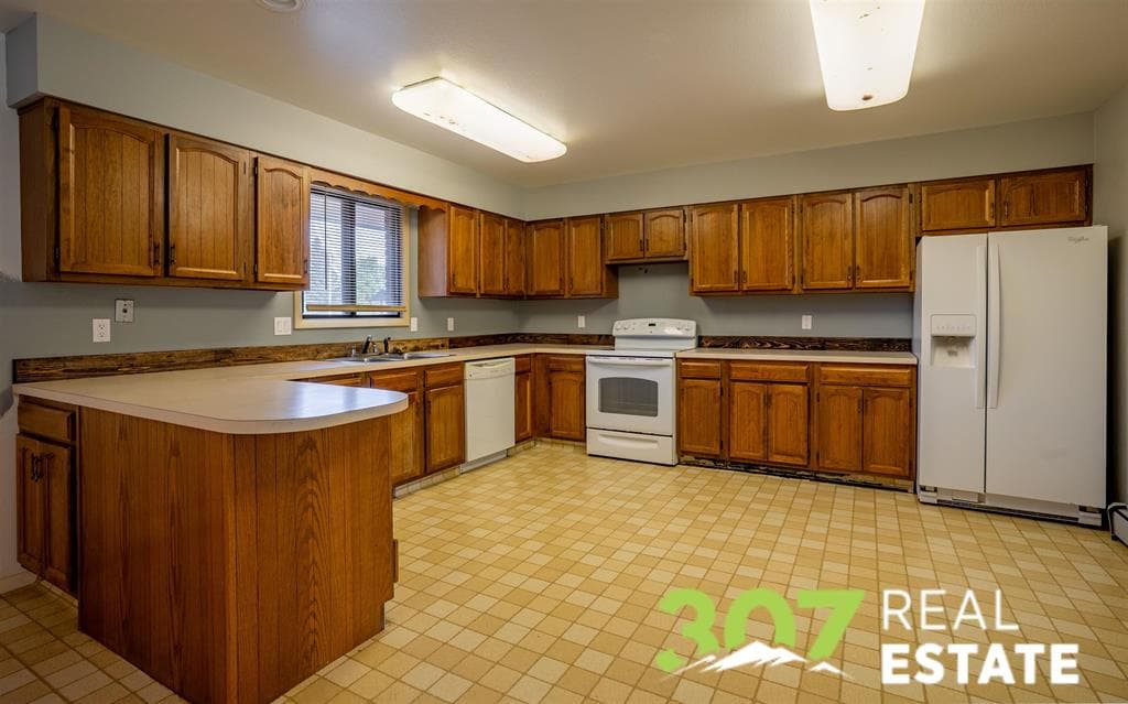 20 Casper Dr — photo 5 of 25