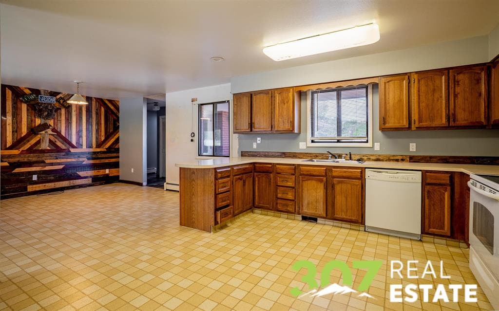 20 Casper Dr — photo 6 of 25