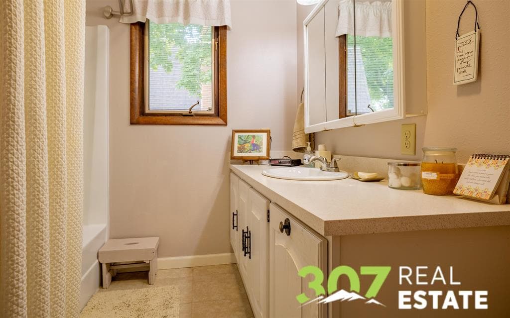 481 Sunlight Dr — photo 13 of 25
