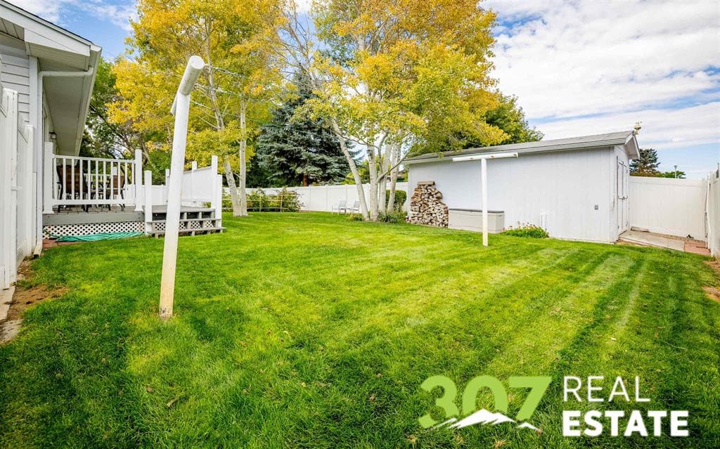 481 Sunlight Dr — photo 8 of 25