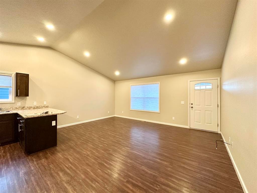 3026 Hardpan Ave — photo 4 of 22
