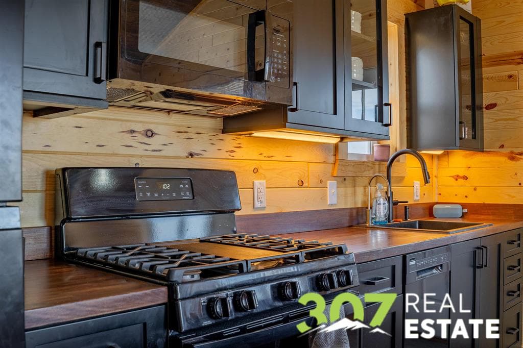 30 Skull Creek Dr — photo 9 of 25