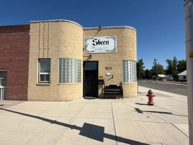 1123 Big Horn Ave photo 1
