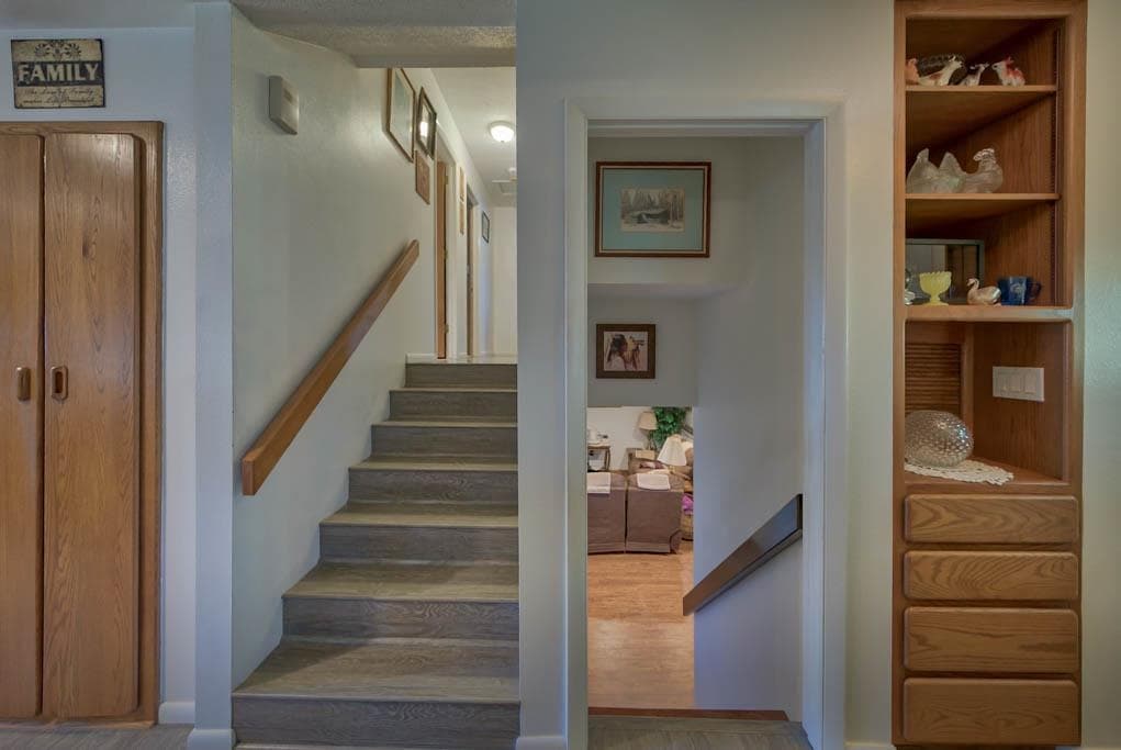 1806 Circle Rd — photo 12 of 25
