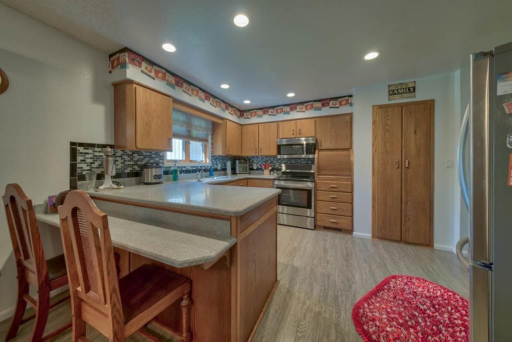 1806 Circle Rd — photo 7 of 25
