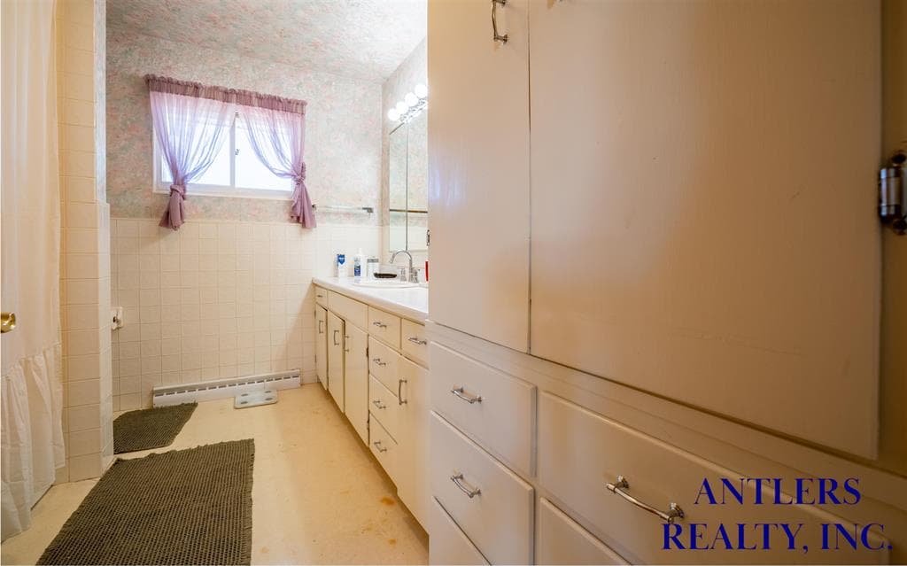 405 Warren Rd — photo 14 of 25