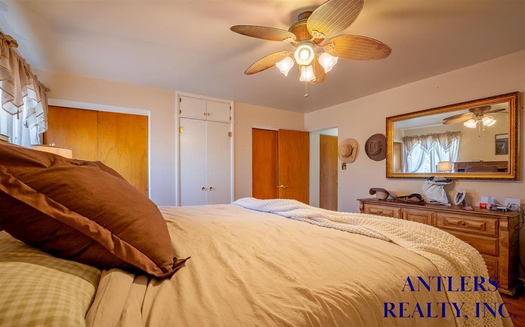 405 Warren Rd — photo 17 of 25