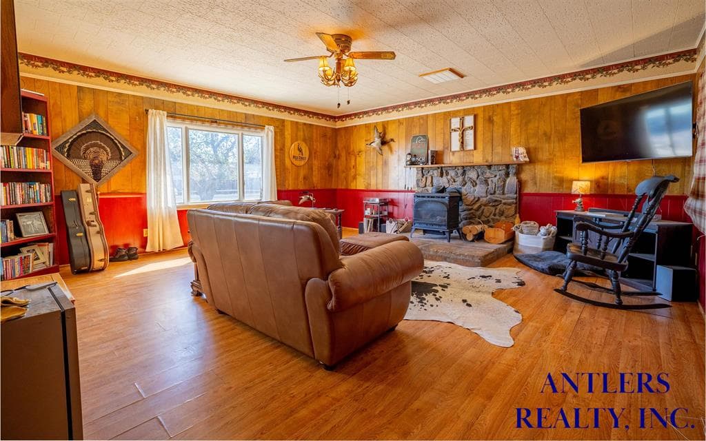 405 Warren Rd — photo 5 of 25