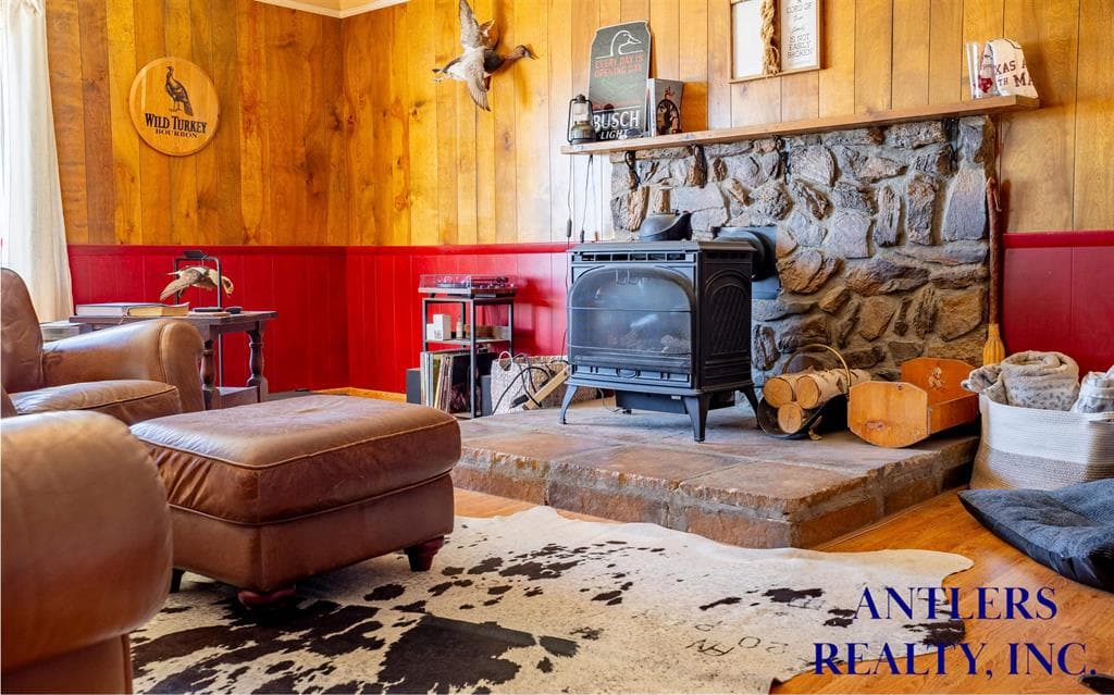 405 Warren Rd — photo 6 of 25