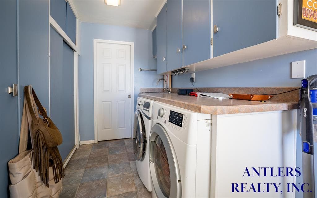 405 Warren Rd — photo 8 of 25